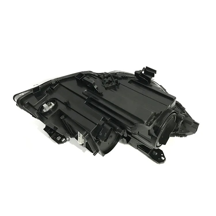 Factory Direct Sales Are Suitable for the New CLA Headlight Car Assembly LED 200 220 260 W117 Headlight Car Led From 2014